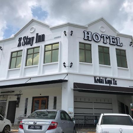 Oyo 90506 Z Stay Inn Hotel Simpang Renggam ภายนอก รูปภาพ