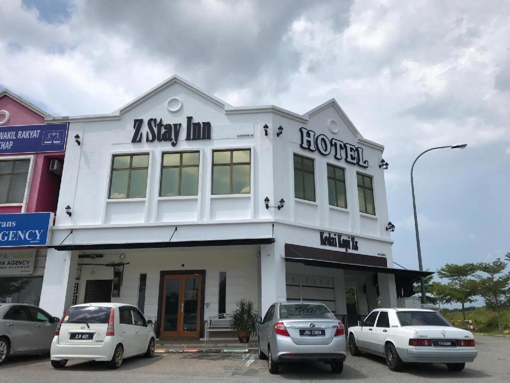 Oyo 90506 Z Stay Inn Hotel Simpang Renggam ภายนอก รูปภาพ